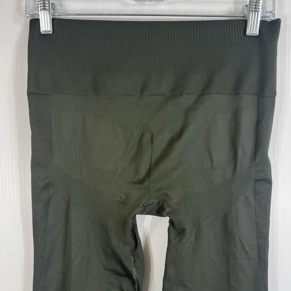 Lululemon Flow‎ & Go Crop Leggings *EST Size 12 Military Green Cropped *READ*